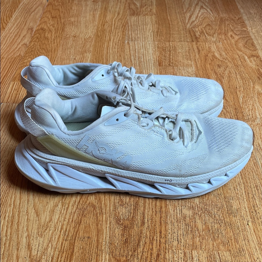 Hoka One One Elevon - Picture 2 of 10